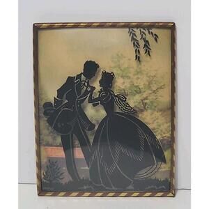 Silhouette Reverse-Painted Convex Glass: Couple Courting